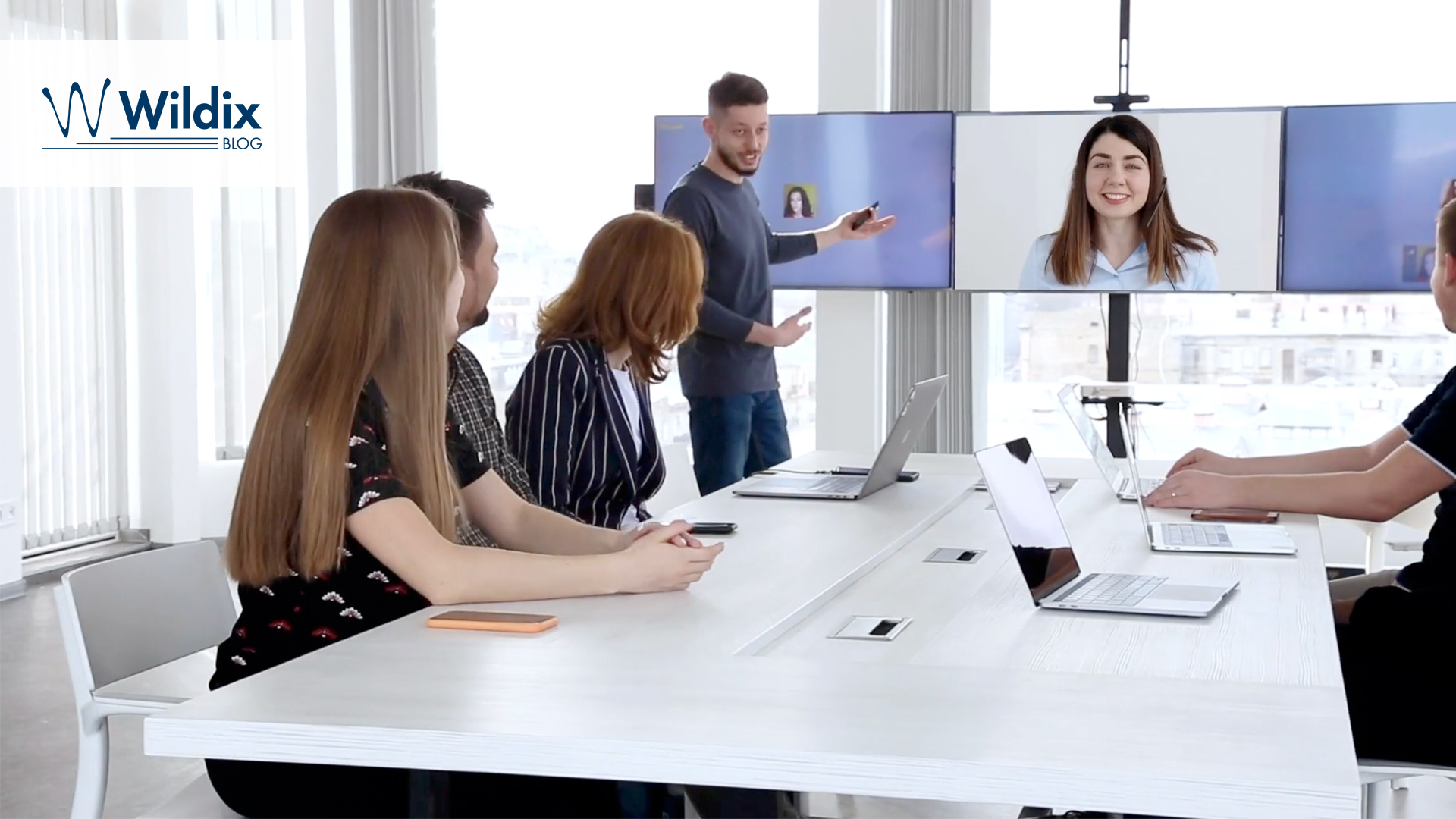 Hardware y software para videoconferencias: los básicos necesarios